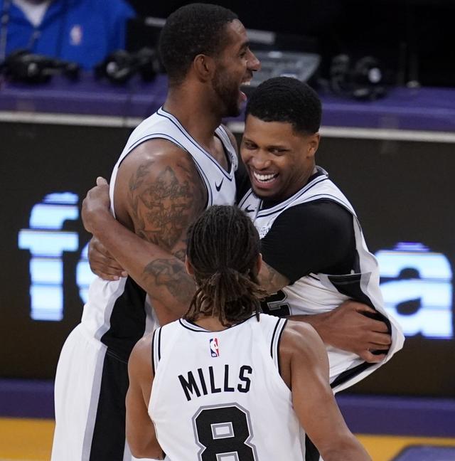 结合当前情 结合当前情