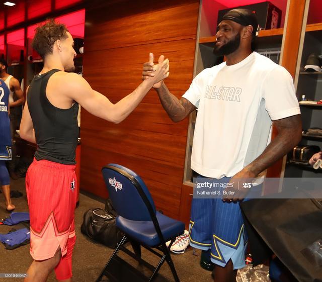 由亮点球员 由亮点球员